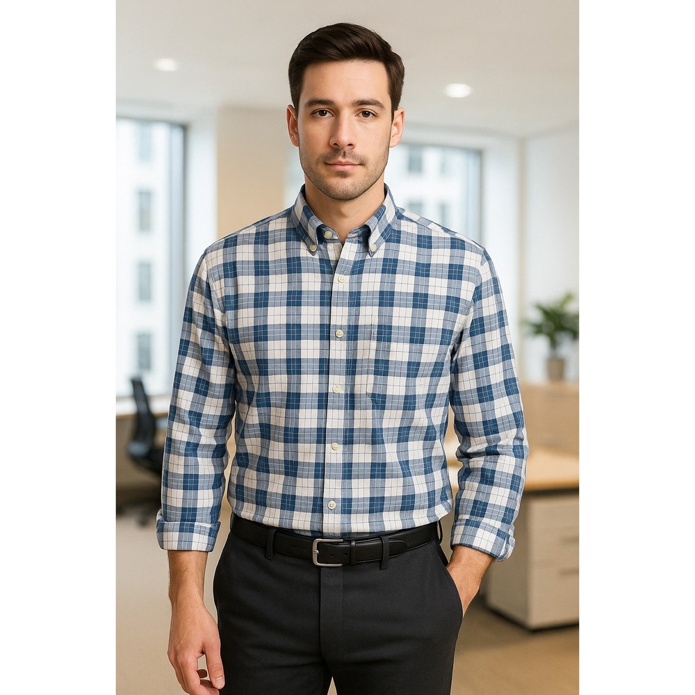 L.L. Bean Men's Button-Down Shirt L Regular Blue Plaid 100% Cotton Normcore